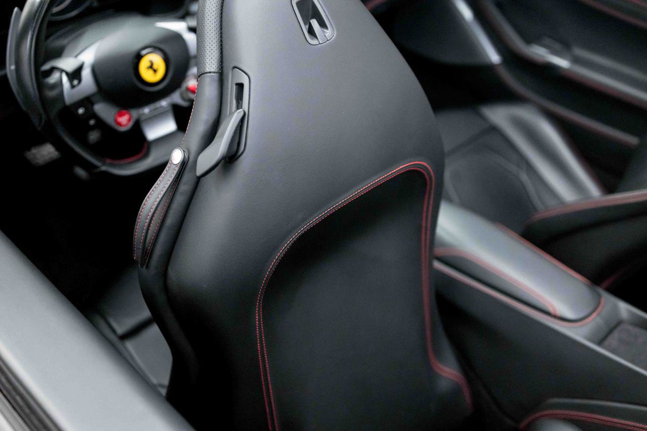 Used 2019 Ferrari Portofino RWD image 83