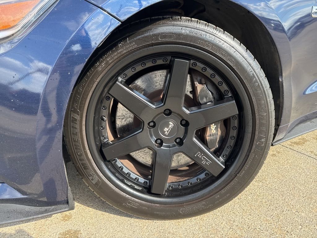 Used 2015 Ford Mustang 50 Years RWD image 48