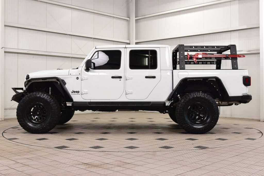 Used 2024 Jeep Gladiator Sport AWD/4WD image 4