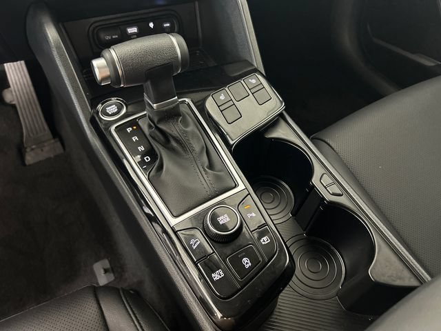 Used 2025 Kia Sportage EX FWD image 20