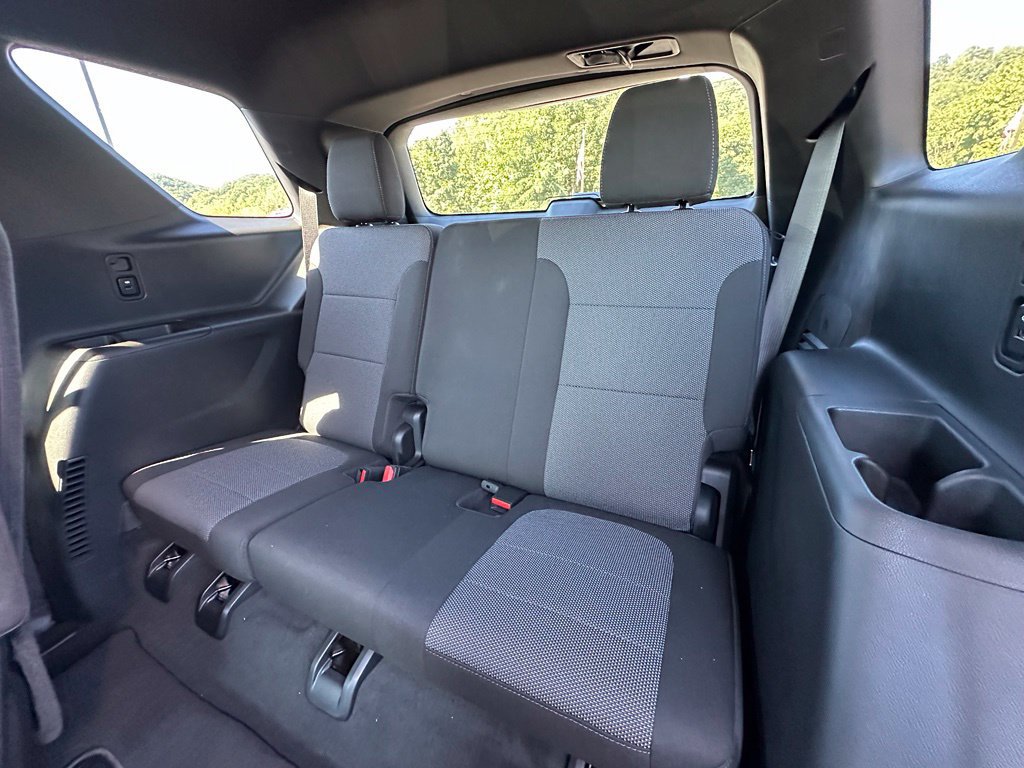 Used 2023 Chevrolet Traverse LT AWD/4WD image 21