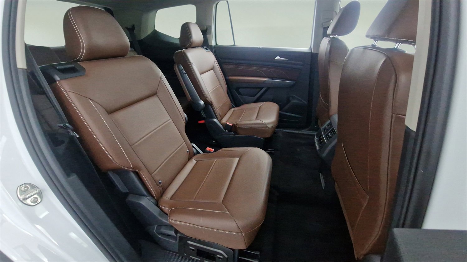 Used 2021 Volkswagen Atlas SE w/ Panoramic Sunroof Package image 28