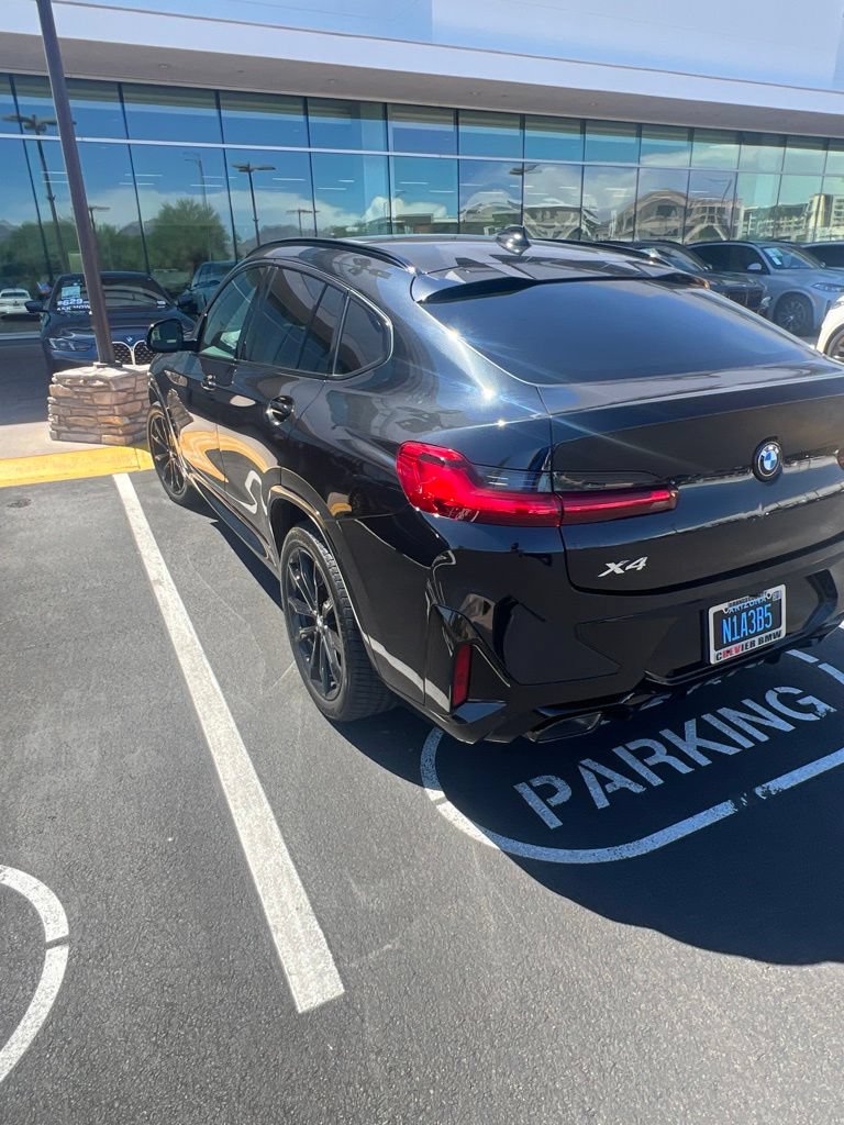 Certified 2024 BMW X4 xDrive30i w/ M Sport Package AWD/4WD image 3