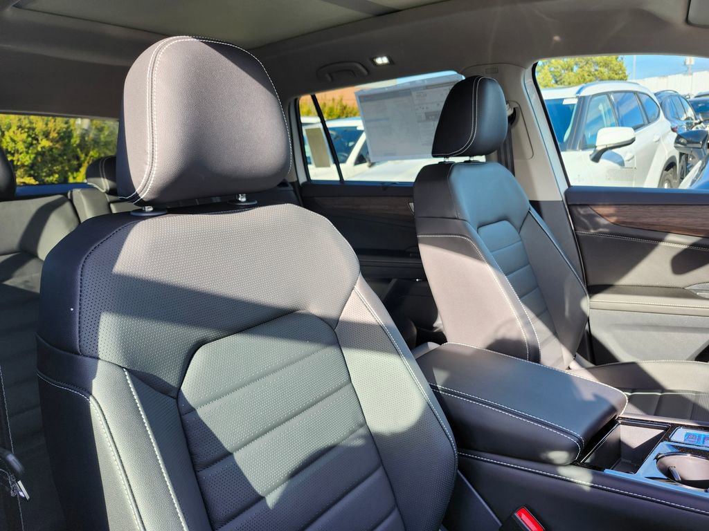 New 2026 Volkswagen Atlas SEL image 12