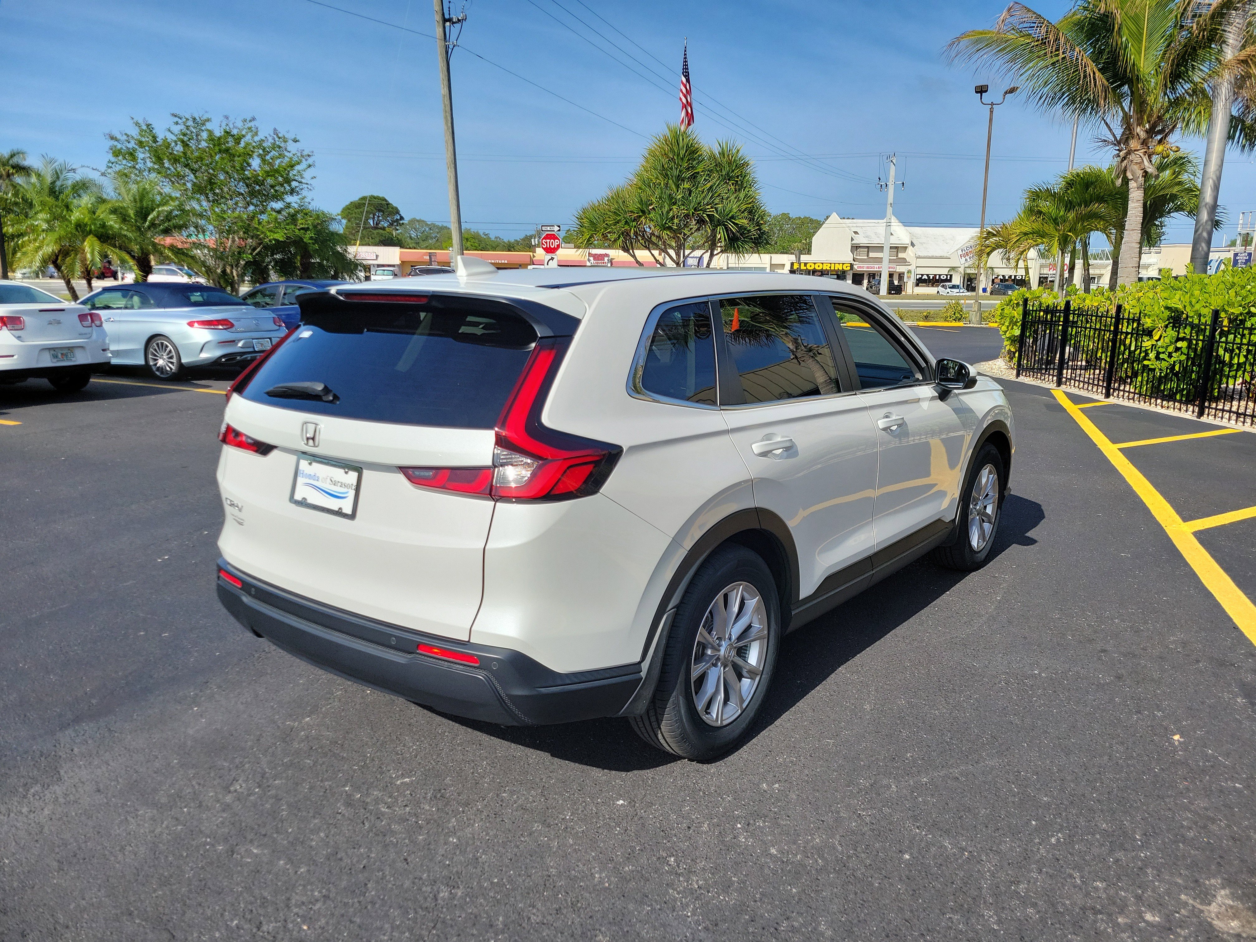 Used 2024 Honda CR-V EX-L image 6