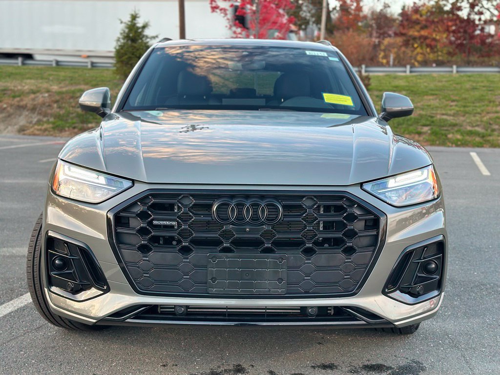 Used 2024 Audi Q5 e Premium Plus AWD/4WD image 10
