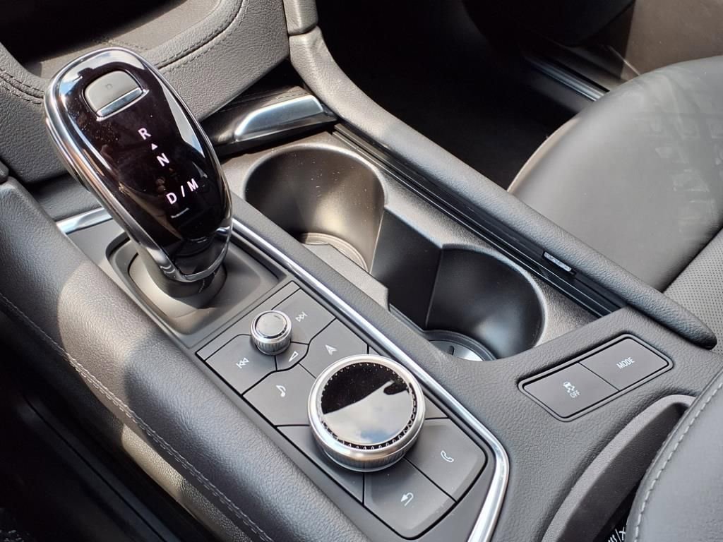 New 2025 Cadillac XT5 Premium Luxury w/ LPO, Floor Liner Package image 21