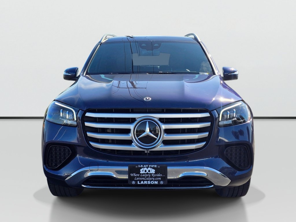 Used 2024 Mercedes-Benz GLS 450 4MATIC image 9