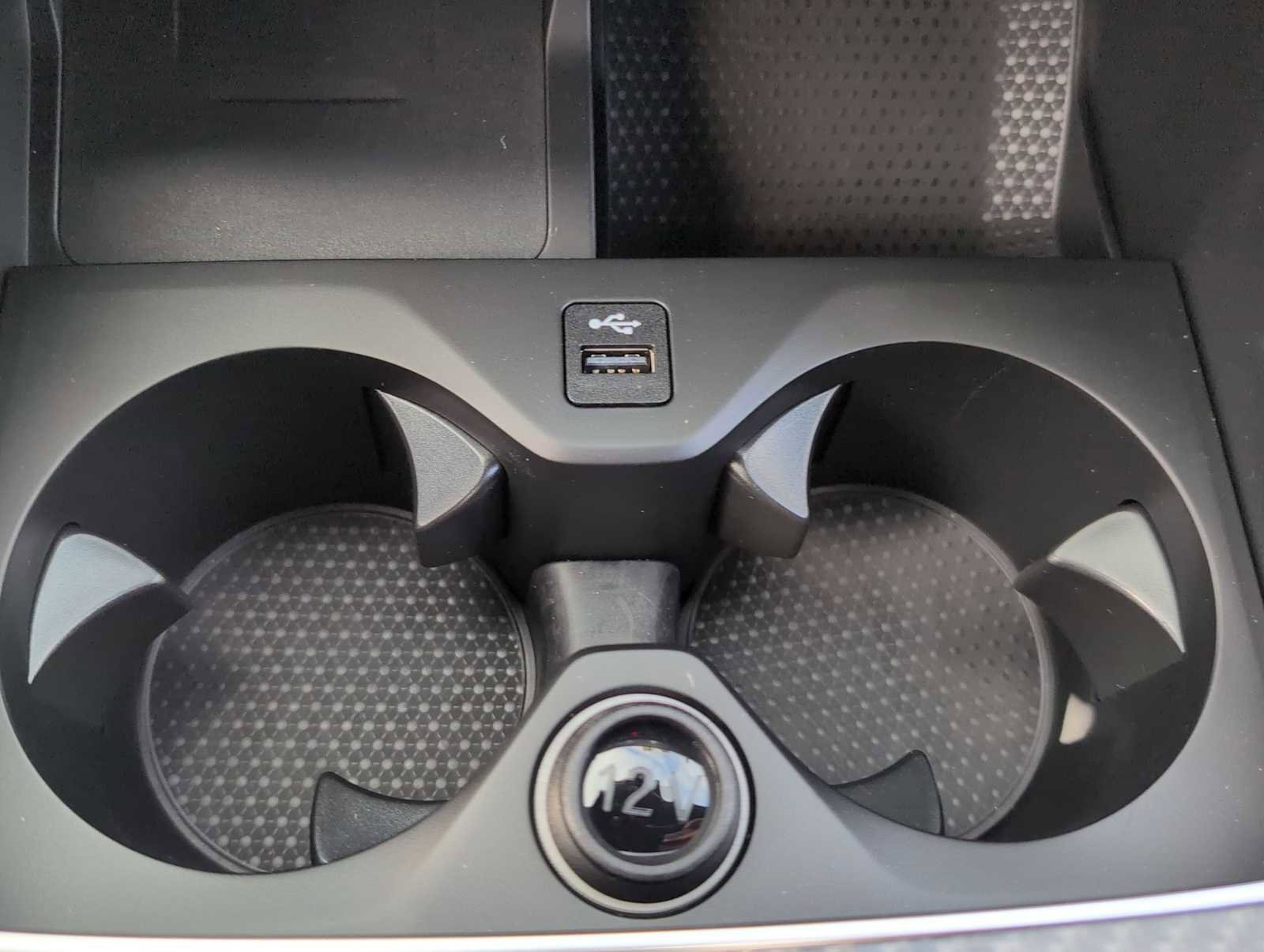 New 2026 BMW X5 M60i w/ Climate Comfort Package image 31