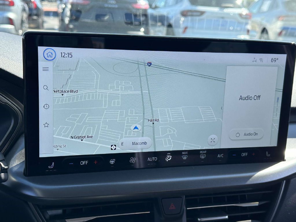 Certified 2023 Ford Escape SE FWD image 18