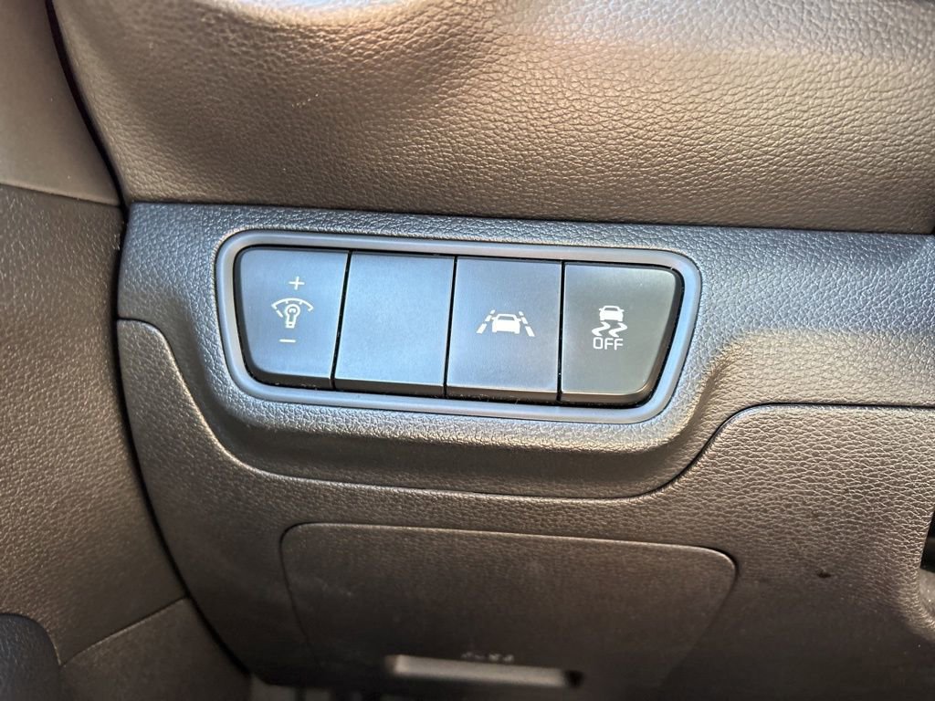 Used 2021 Kia Forte LXS image 28