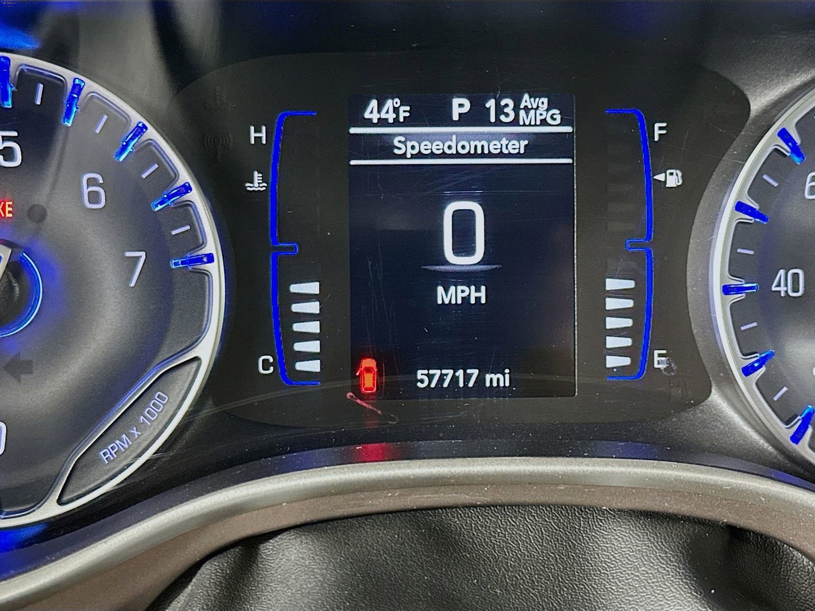 Used 2023 Chrysler Voyager LX image 13