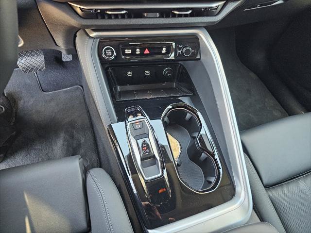Certified 2025 Audi Q5 Premium Plus w/ Premium Plus AWD/4WD image 11