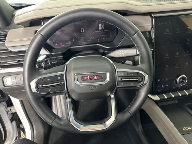 Used 2024 GMC Acadia Elevation w/ Luxury Package image 14