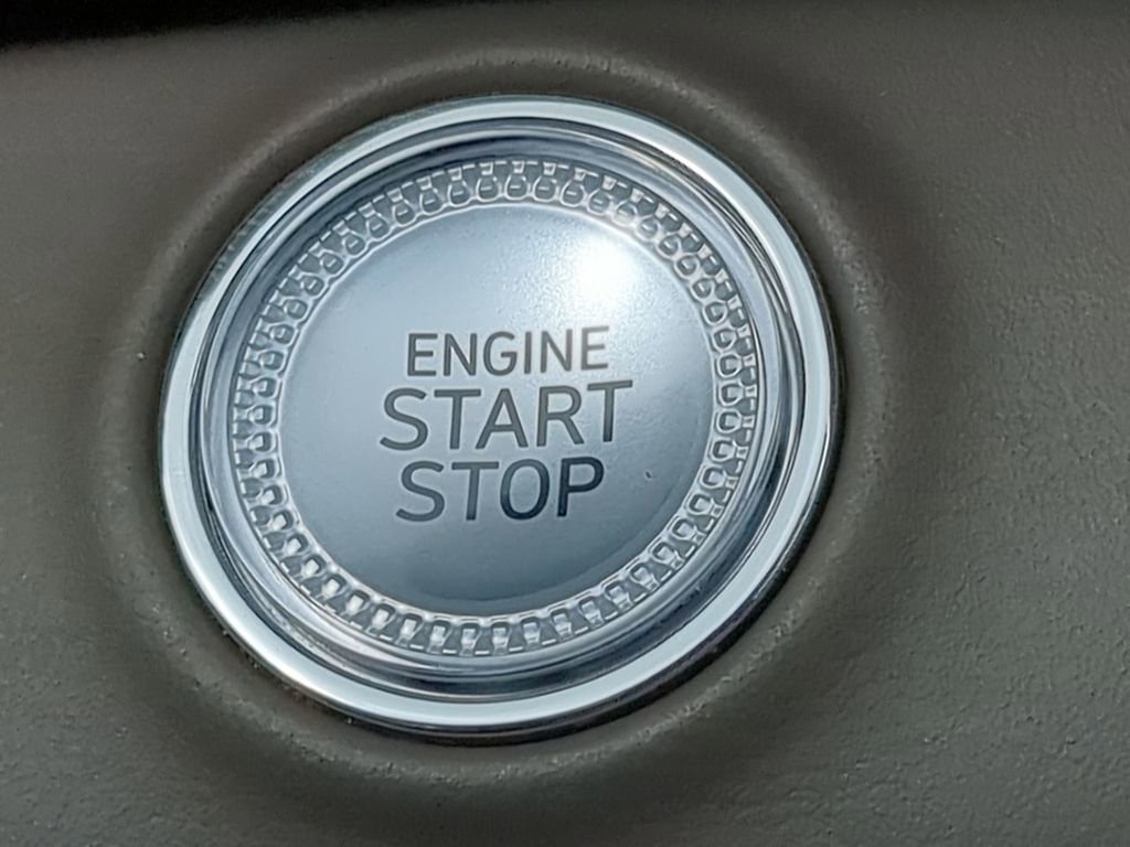 Used 2024 Genesis GV80 3.5T w/ Prestige Matte Package image 25