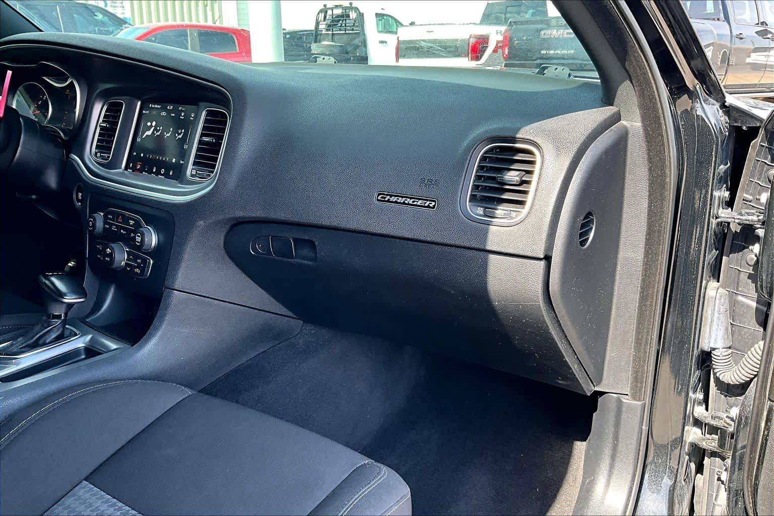 Used 2020 Dodge Charger R/T RWD image 17