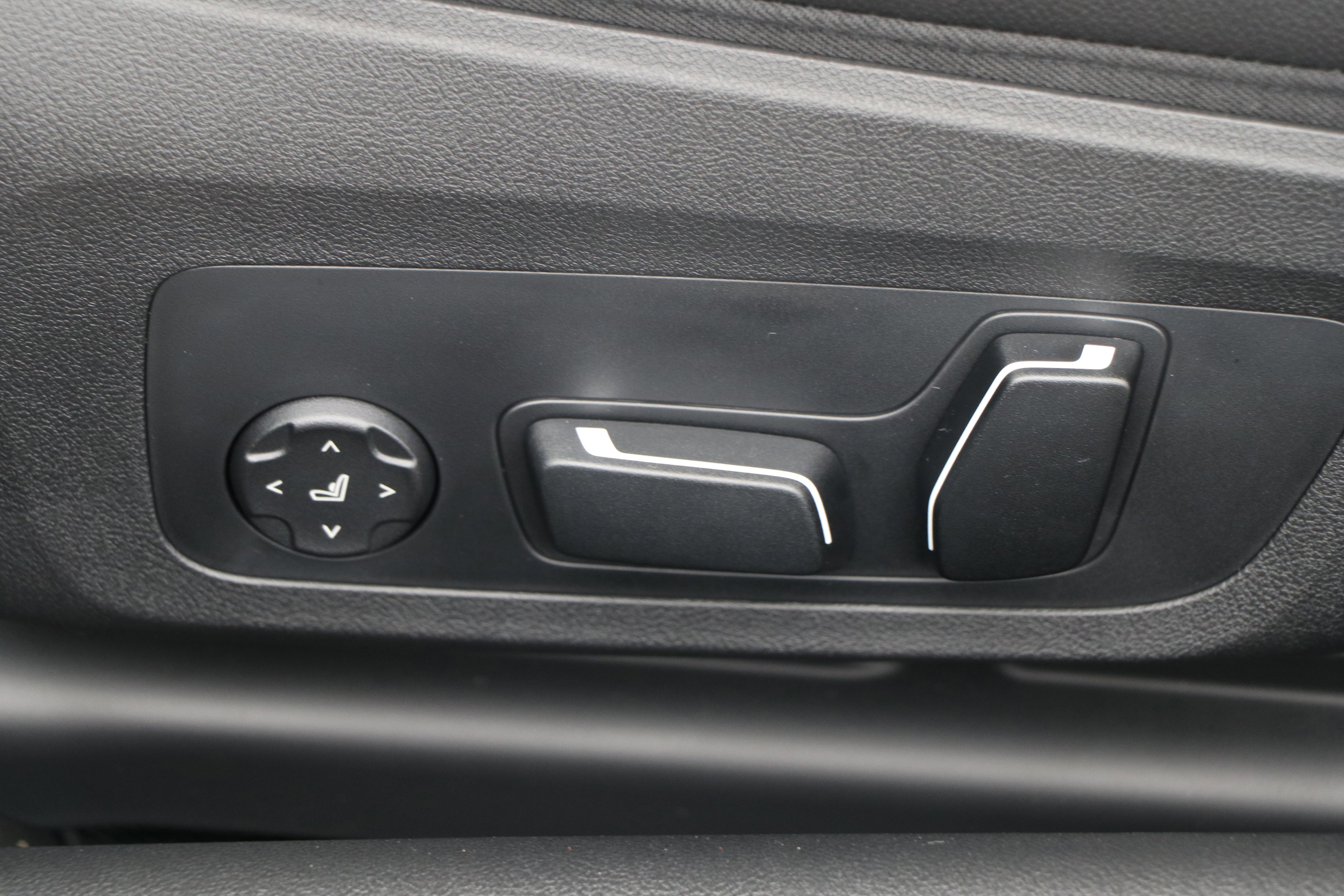 Certified 2026 BMW 440i xDrive Coupe w/ Premium Package image 28