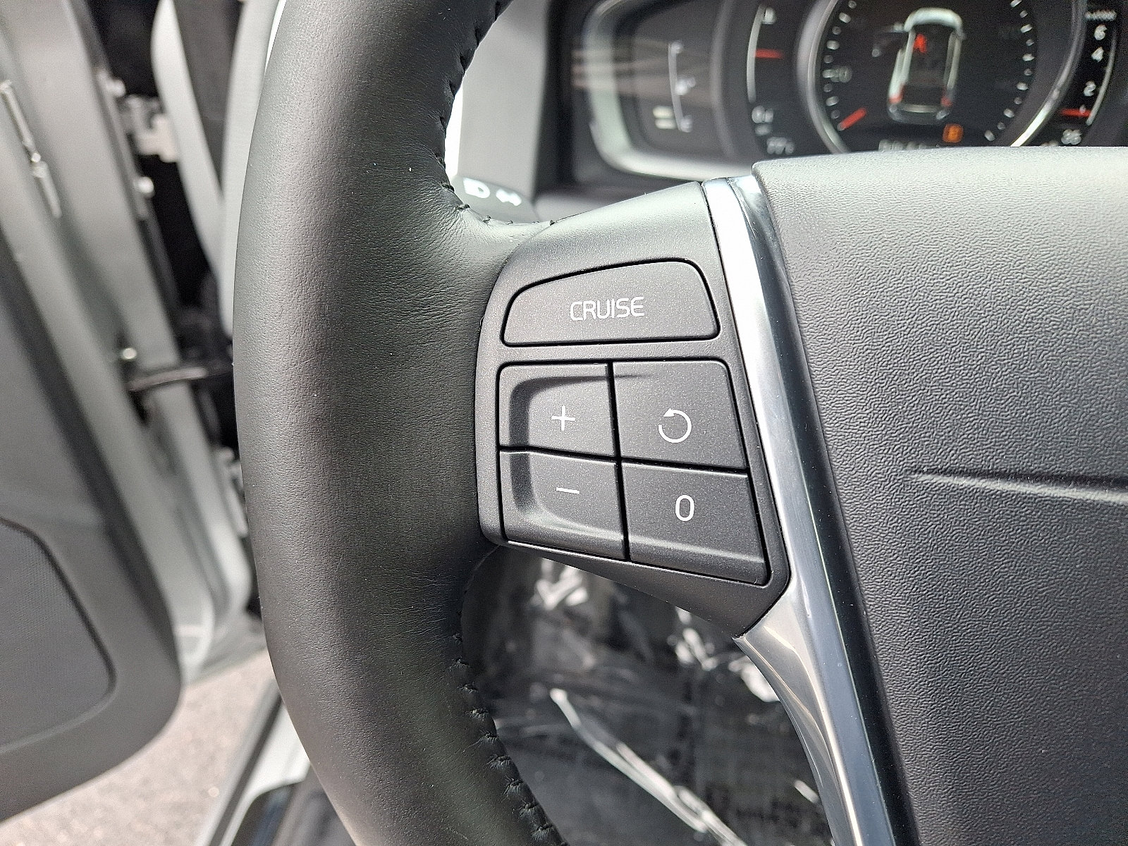 Used 2017 Volvo XC60 T5 Inscription w/ Preferred Option Package AWD/4WD image 22