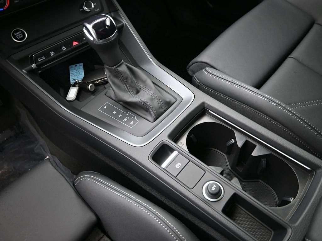 New 2025 Audi Q3 2.0T Premium image 20