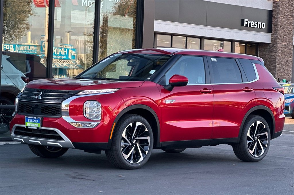 New 2025 Mitsubishi Outlander SE image 9