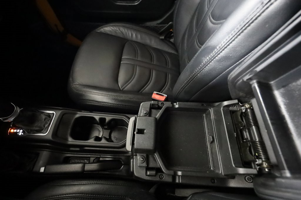 Used 2021 Jeep Wrangler Unlimited Sport w/ Sun And Sound Package image 33