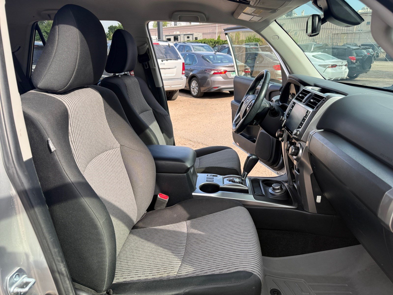 Used 2021 Toyota 4Runner SR5 AWD/4WD image 19