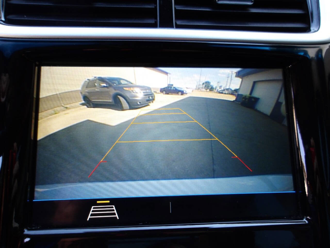 Used 2019 Chevrolet Sonic LT w/ Convenience Package FWD image 43