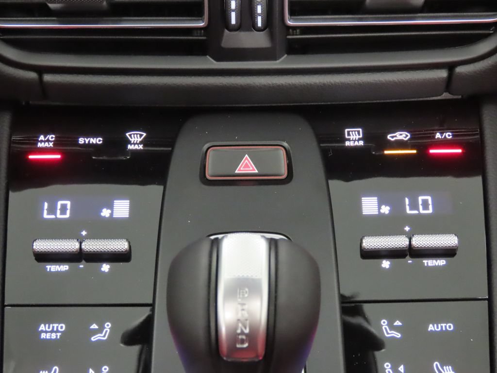 New 2026 Porsche Macan AWD/4WD image 26