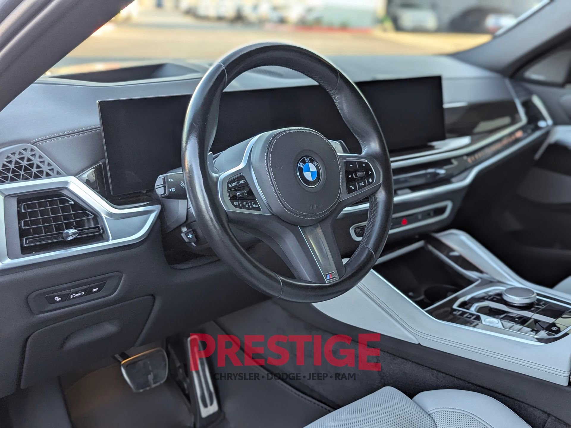 Used 2024 BMW X6 xDrive40i w/ Premium Package AWD/4WD image 15