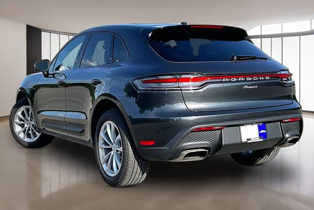 Used 2026 Porsche Macan AWD/4WD image 4