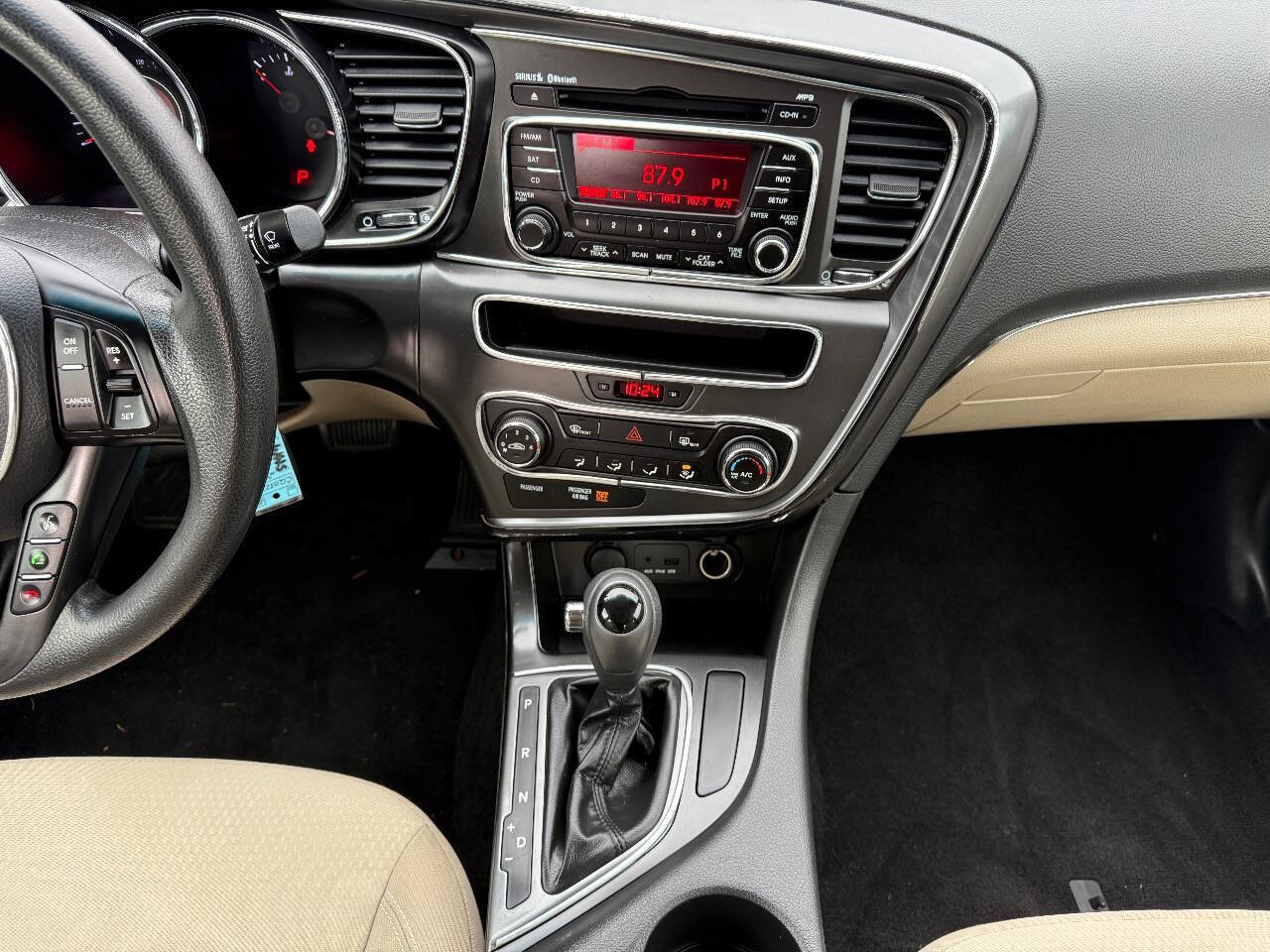 Used 2012 Kia Optima LX image 21