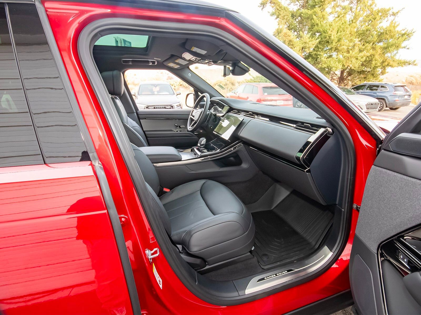 New 2025 Land Rover Range Rover Sport Dynamic SE image 42