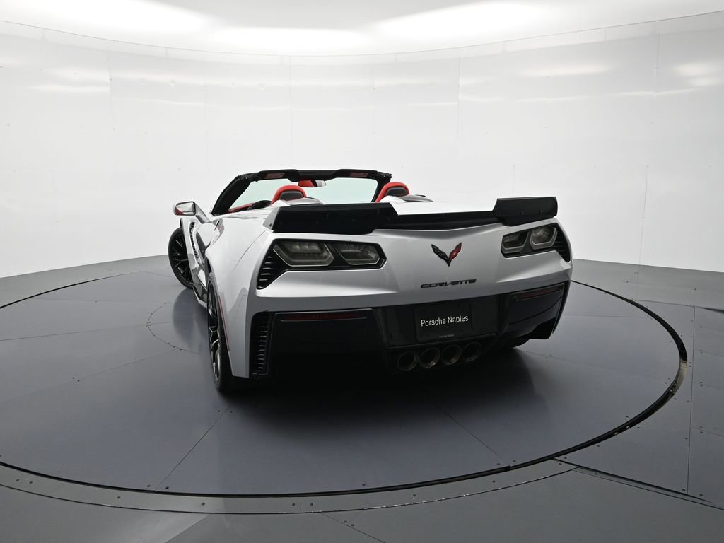 Used 2015 Chevrolet Corvette Z06 w/ 3LZ Preferred Equipment Group image 27