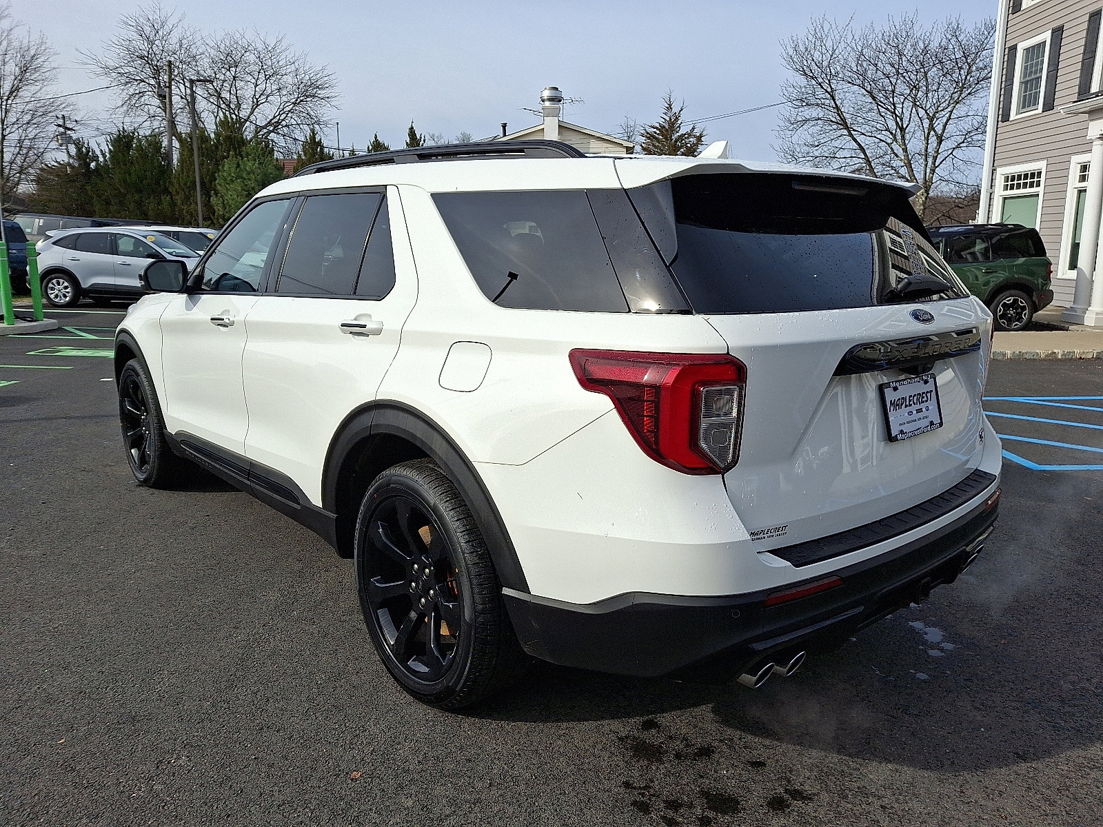 Used 2023 Ford Explorer ST w/ Equipment Group 401A image 7