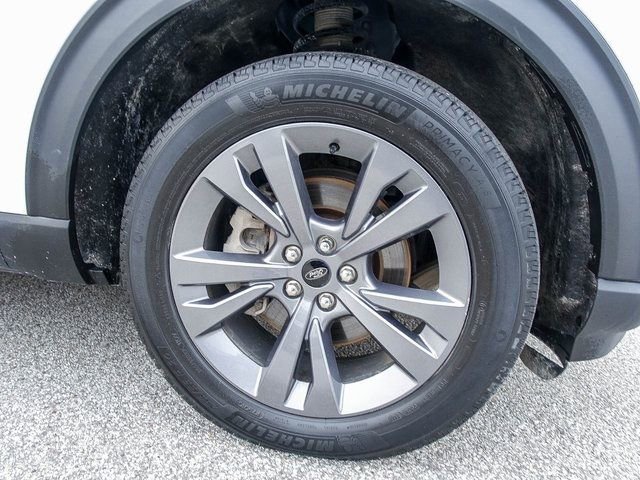 Used 2022 Ford Explorer XLT w/ Equipment Group 202A image 9