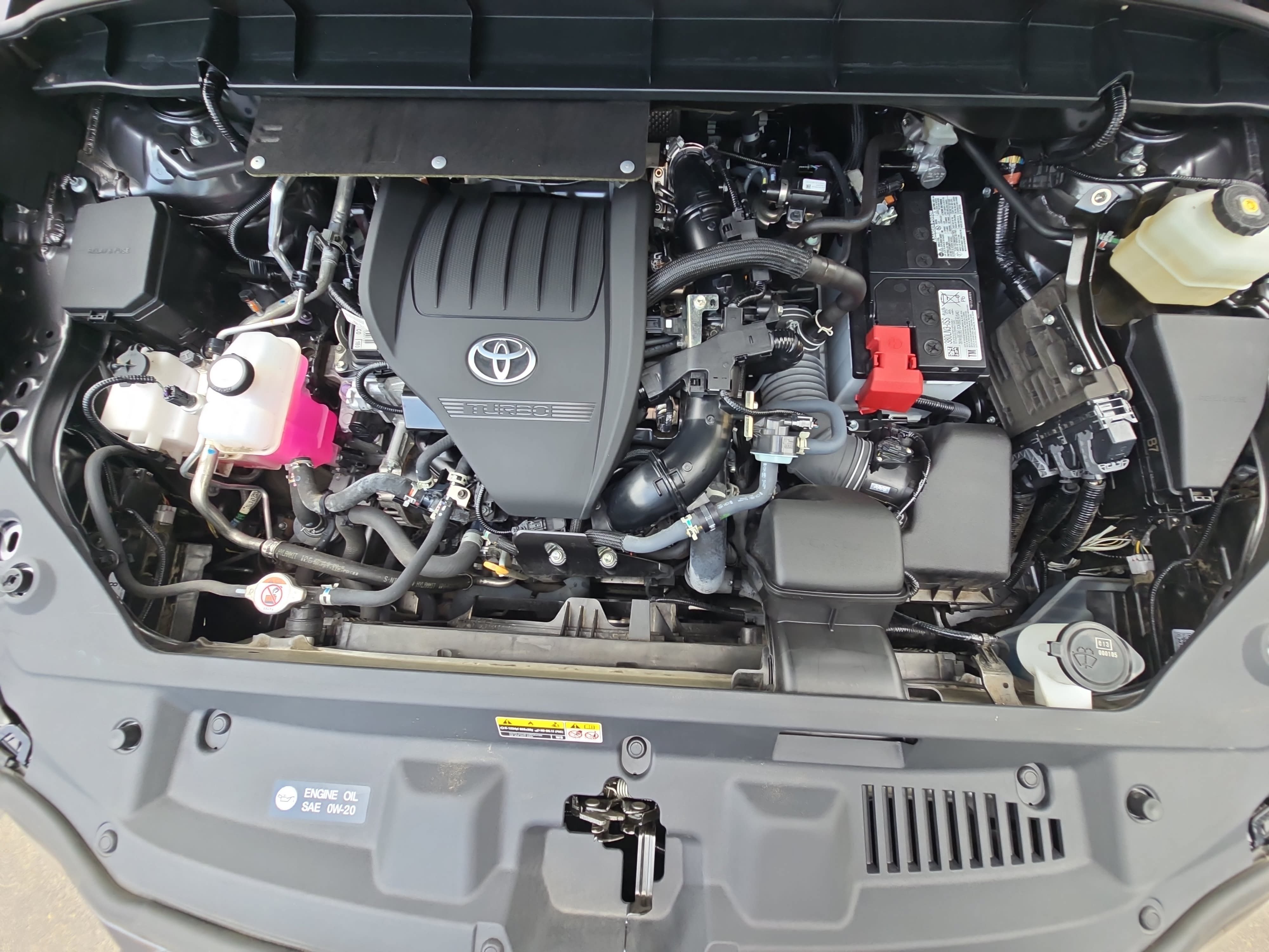 Used 2024 Toyota Highlander XSE FWD image 33