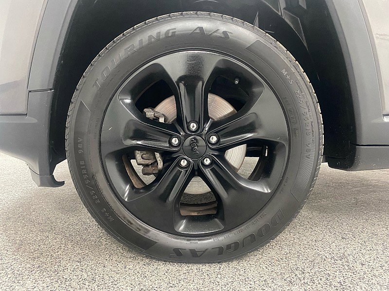 Used 2018 Jeep Compass Latitude w/ Popular Equipment Group image 26