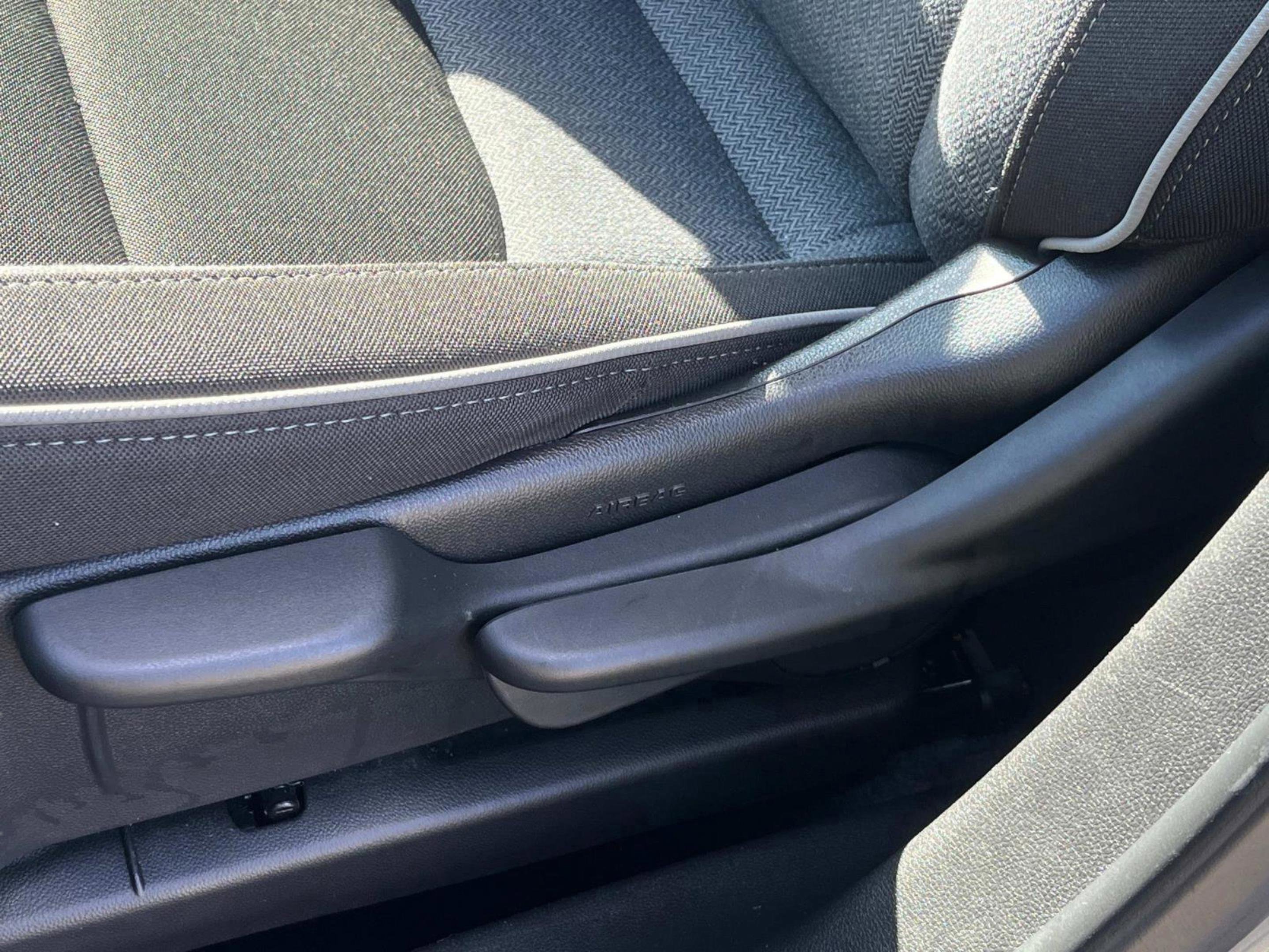 Used 2025 Chevrolet TrailBlazer LT image 21