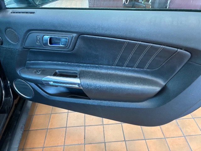 Used 2020 Ford Mustang Premium image 21