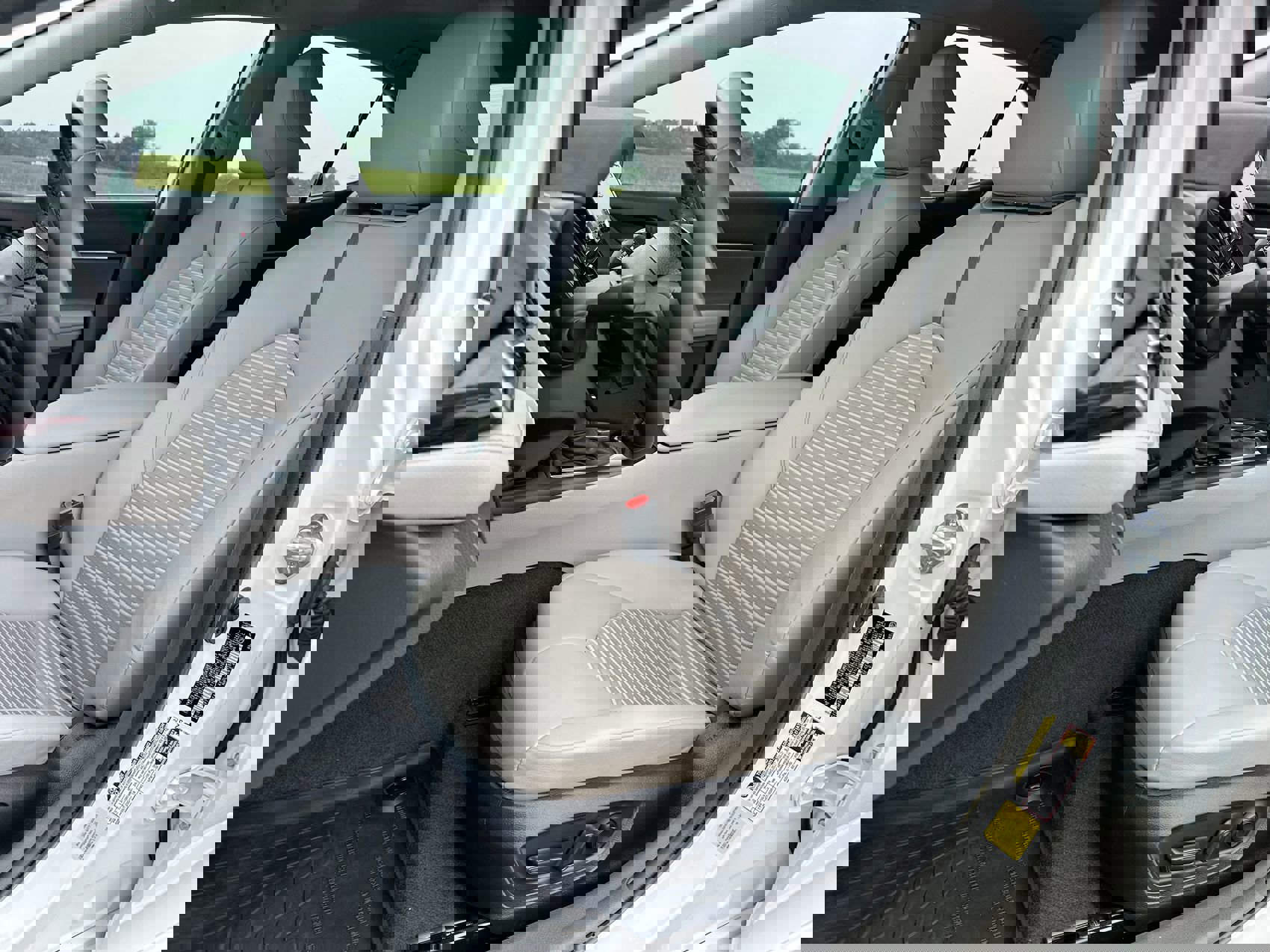 Used 2023 Toyota Camry SE image 15