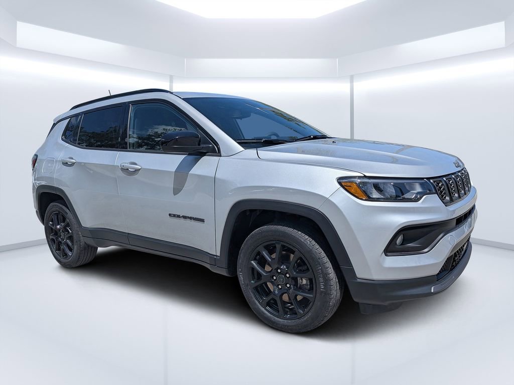 Used 2025 Jeep Compass Latitude w/ Altitude Special Edition