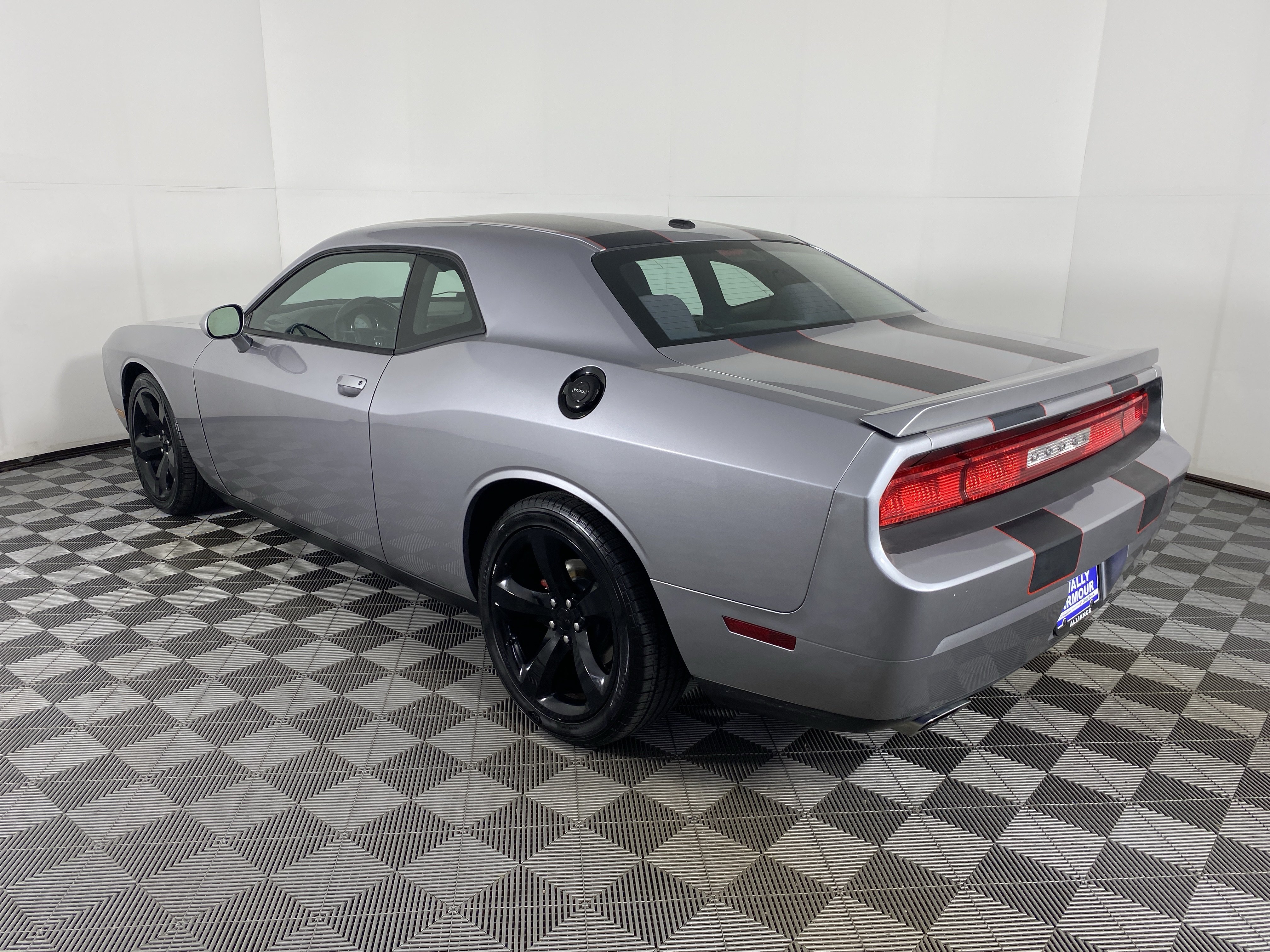 Used 2014 Dodge Challenger R/T w/ Blacktop Package RWD image 8