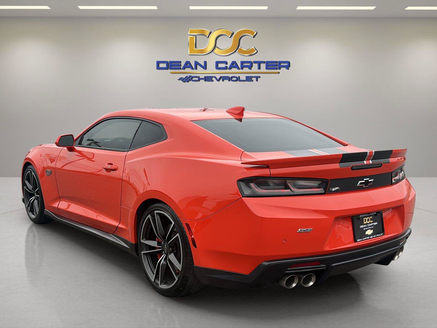 Certified 2018 Chevrolet Camaro SS w/ Hot Wheels Edition RWD image 3