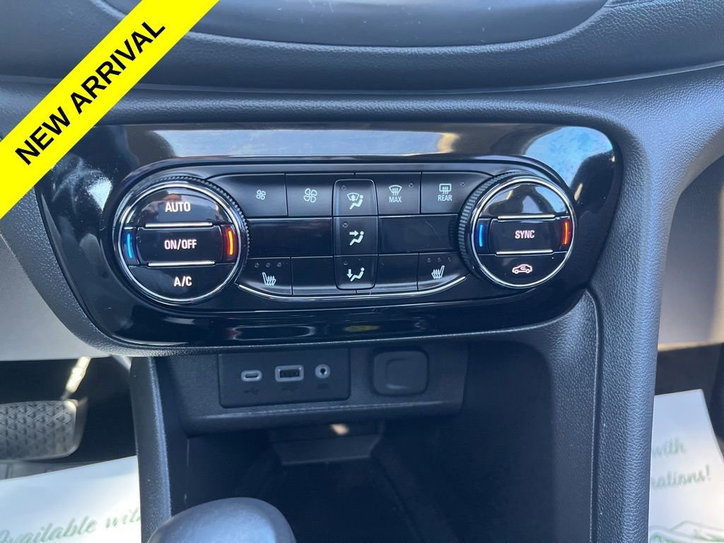 Used 2023 Buick Encore GX Select w/ Experience Buick Package FWD image 27