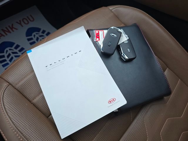 Used 2021 Kia Telluride SX w/ SX Prestige Package image 35