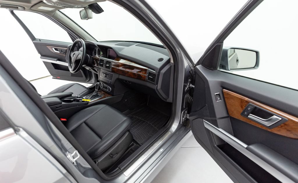 Used 2012 Mercedes-Benz GLK 350 4MATIC image 32