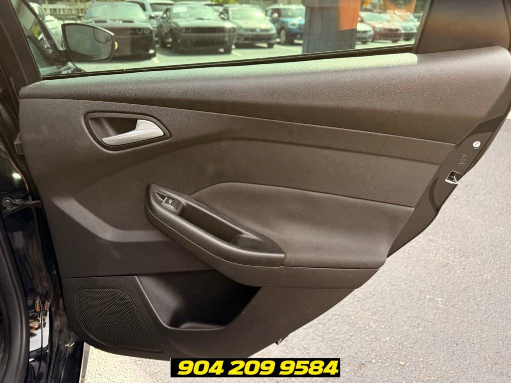 Used 2018 Ford Focus ST FWD image 20
