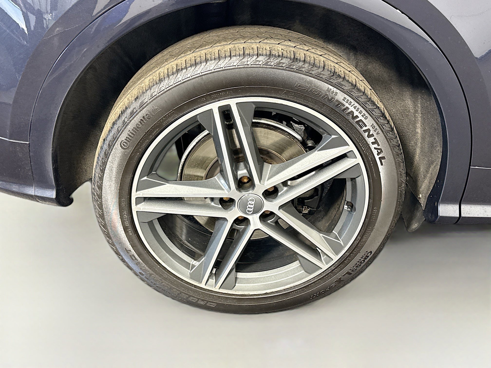 Used 2020 Audi SQ5 Premium Plus w/ Premium Plus Package image 33