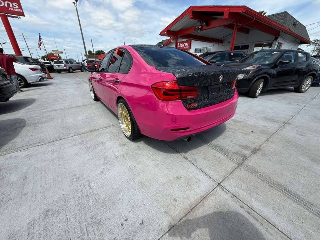 Used 2016 BMW 320i xDrive Sedan AWD/4WD image 6