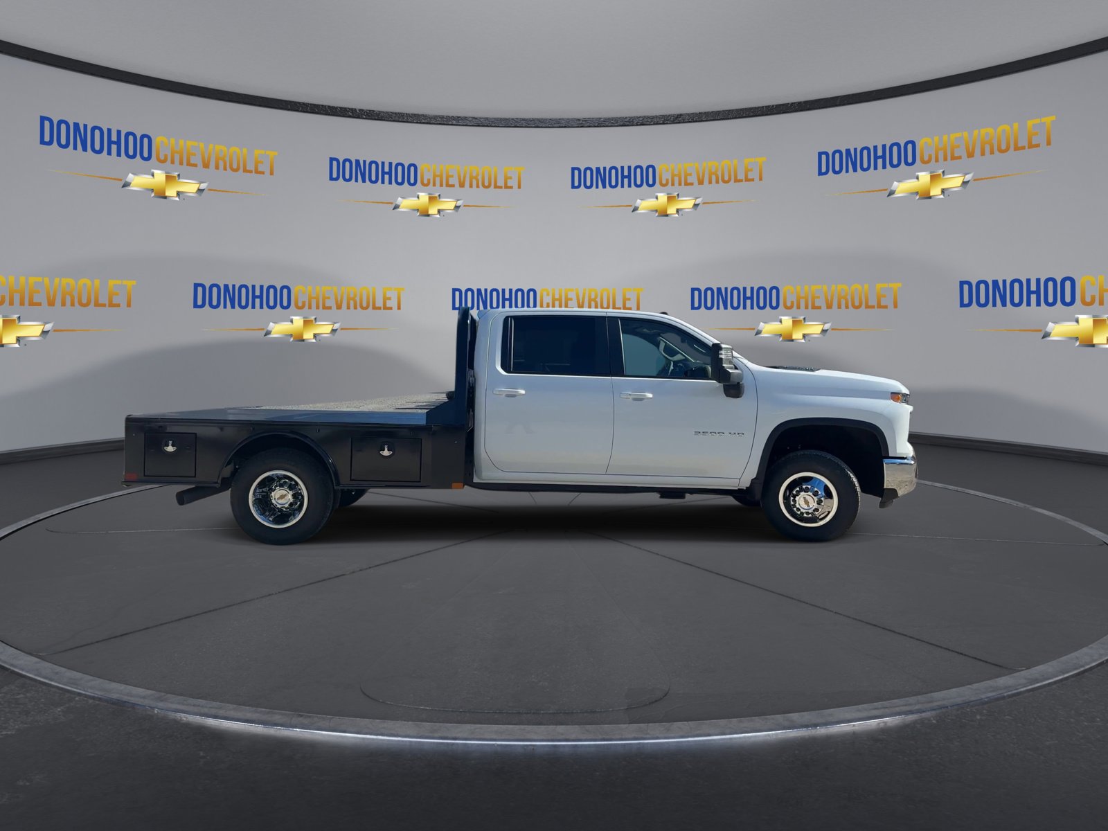 New 2026 Chevrolet Silverado 3500 LT w/ Convenience Package image 9